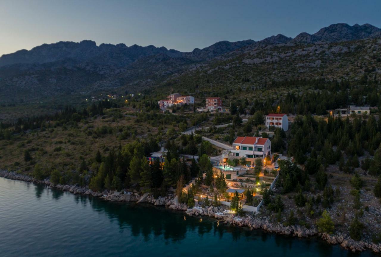 Maria Apartments Starigrad Paklenica Eksteriør bilde